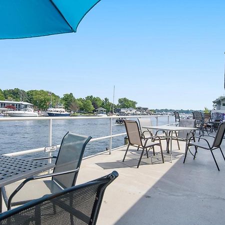 Waterside Suites Saugatuck Exterior foto